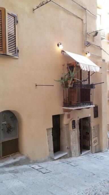 Appartamento Cagliari Centro Esterno foto